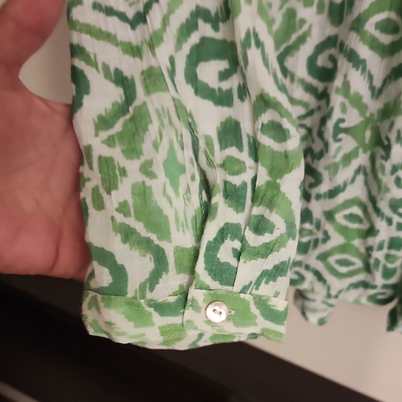 Nanette Lepore Vibrant Green Patterned Blouse - Picture 6 of 7